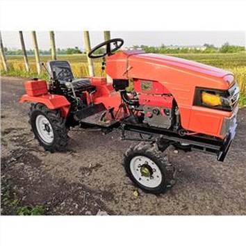 Mini traktor s výkonom 15 HP